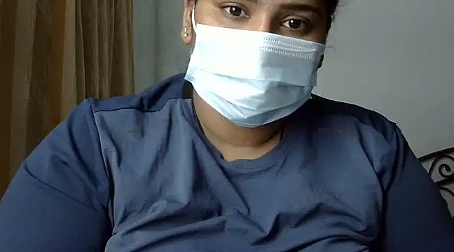 Snapshot of cutelady65 chatting on 03/06/25, 04:17 cutelady65 online show from 03/06/25, 04:17