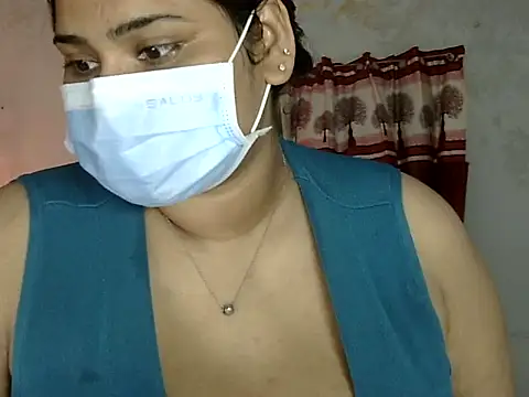 Snapshot of cutelady65 chatting on 09/20/25, 03:13 cutelady65 online show from 09/20/25, 03:13