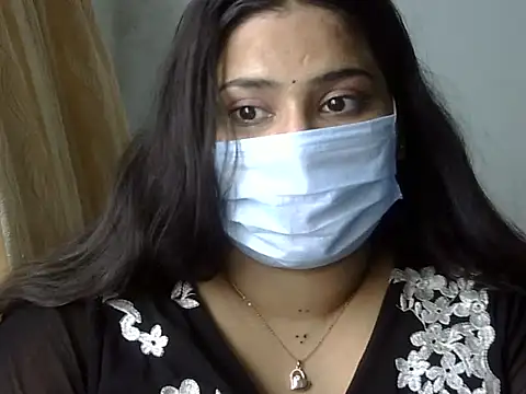 cutelady65 online show from 07/08/26, 05:17