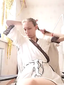 CatFerae online show from 02/06/25, 10:04