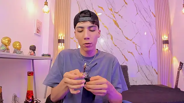 Nikolay Gregori online show from 03/27/26, 04:18