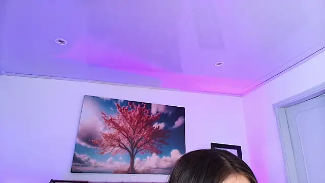 Julianaa Castro  online show from 11/06/25, 11:44