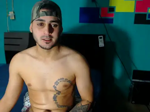 Snapshot of xxxxhotxoxo chatting on 12/15/25, 07:12 xxxxhotxoxo online show from 12/15/25, 07:12