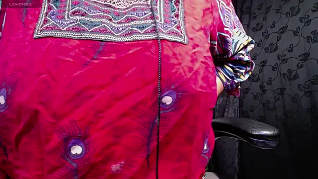 kalpanaaishaa online show from 11/21/25, 10:14