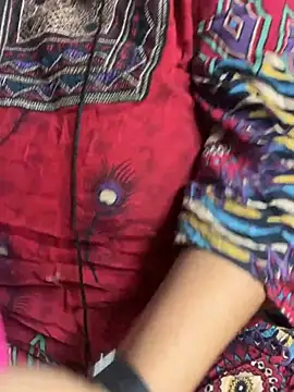 Snapshot of kalpanaaishaa chatting on 06/09/26, 11:33 kalpanaaishaa online show from 06/09/26, 11:33