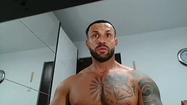 Magnificmuscles89 online show from 05/08/26, 08:14