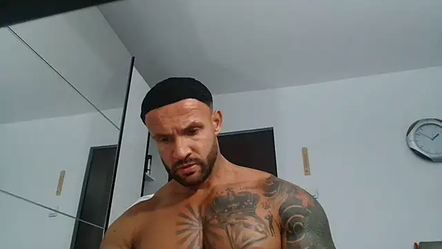 Magnificmuscles89 online show from 05/27/26, 10:51