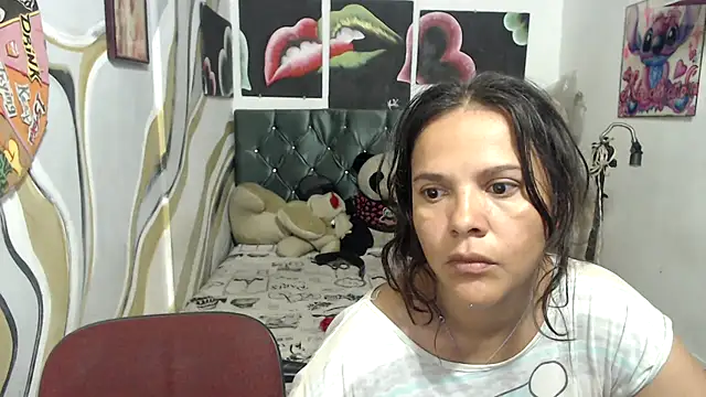 manzanahot9 online show from 06/26/26, 12:09
