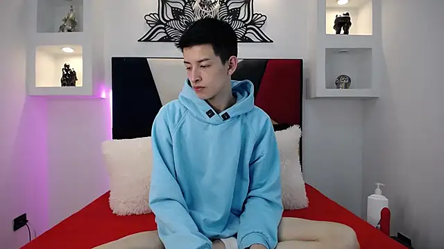 MaikCarver online show from 02/04/25, 04:15