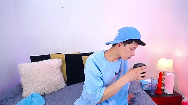 MaikCarver online show from 10/04/25, 03:48