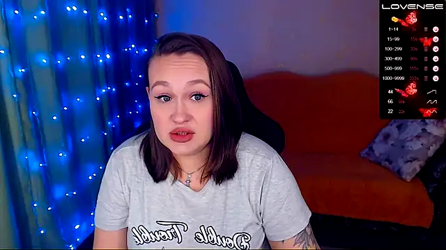 Snapshot of Cutie-Melanie chatting on 01/10/25, 03:27 Cutie-Melanie online show from 01/10/25, 03:27