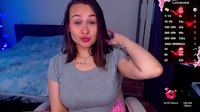 Snapshot of Cutie-Melanie chatting on 10/22/25, 10:59 Cutie-Melanie online show from 10/22/25, 10:59