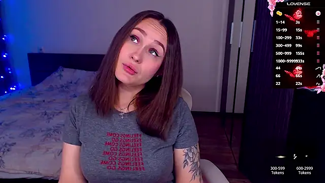 Snapshot of Cutie-Melanie chatting on 11/29/25, 08:34 Cutie-Melanie online show from 11/29/25, 08:34