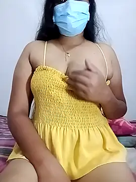 Snapshot of SLZAARA chatting on 09/19/25, 08:20 SLZAARA online show from 09/19/25, 08:20