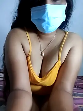 Snapshot of SLZAARA chatting on 09/21/25, 08:10 SLZAARA online show from 09/21/25, 08:10