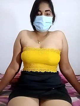 Snapshot of SLZAARA chatting on 09/26/25, 08:13 SLZAARA online show from 09/26/25, 08:13