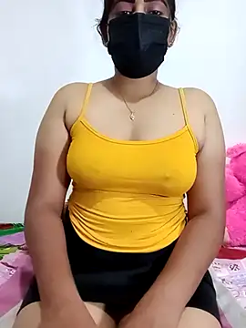 Snapshot of SLZAARA chatting on 12/01/25, 08:25 SLZAARA online show from 12/01/25, 08:25