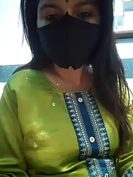 Snapshot of Aishwaryaa_69 chatting on 02/03/25, 02:25 Aishwaryaa 69 online show from 02/03/25, 02:25