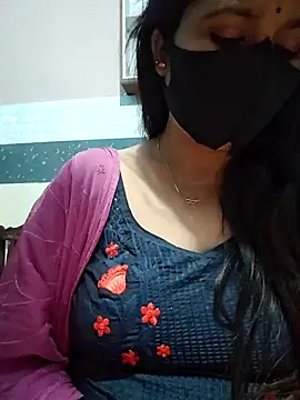 Snapshot of Aishwaryaa_69 chatting on 02/03/25, 04:31 Aishwaryaa 69 online show from 02/03/25, 04:31