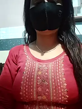 Snapshot of Aishwaryaa_69 chatting on 02/09/25, 01:56 Aishwaryaa 69 online show from 02/09/25, 01:56