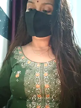 Snapshot of Aishwaryaa_69 chatting on 03/03/25, 08:38 Aishwaryaa 69 online show from 03/03/25, 08:38