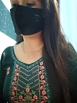 Snapshot of Aishwaryaa_69 chatting on 03/18/25, 09:31 Aishwaryaa 69 online show from 03/18/25, 09:31