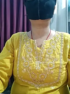 Aishwaryaa 69 online show from 07/16/26, 04:29