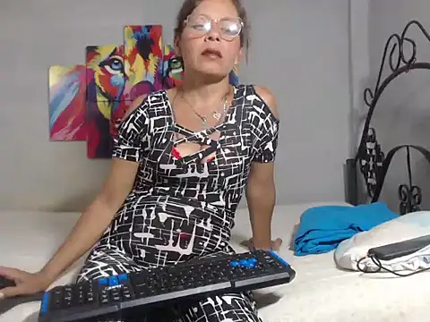 Horney-Blonde online show from 02/26/25, 10:09