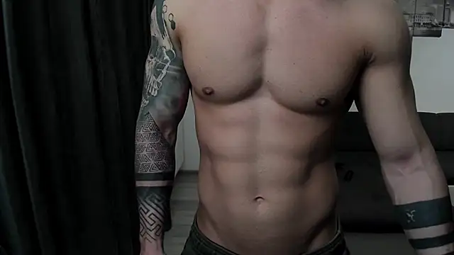 Snapshot of Richarddarell1 chatting on 01/25/25, 06:23 Richarddarell1 online show from 01/25/25, 06:23