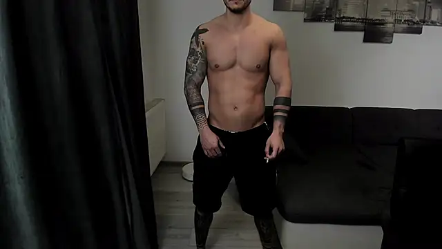 Snapshot of Richarddarell1 chatting on 11/12/25, 06:25 Richarddarell1 online show from 11/12/25, 06:25