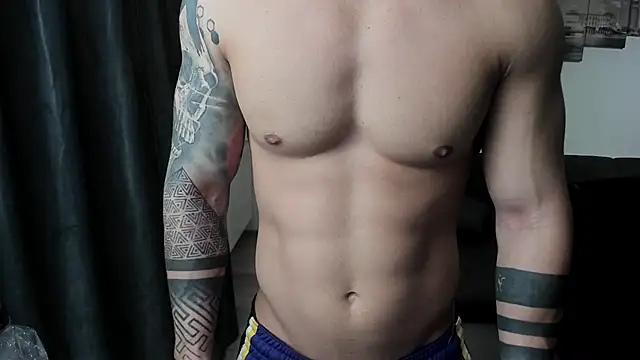 Snapshot of Richarddarell1 chatting on 11/22/25, 06:01 Richarddarell1 online show from 11/22/25, 06:01