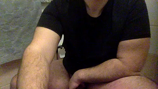 Snapshot of Gladiator_3 chatting on 12/14/24, 12:44 Gladiator 3 online show from 12/14/24, 12:44