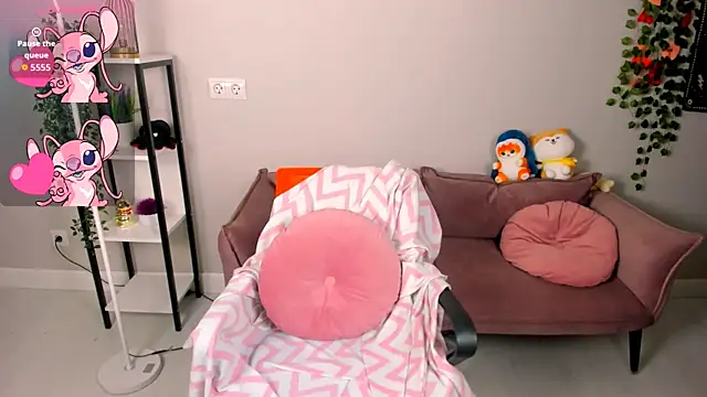 Cassie xKiss online show from 02/28/26, 09:05