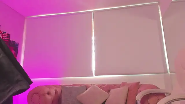 Giia paiige18 online show from 12/07/24, 08:05