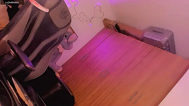 Snapshot of Vianca_Chanel chatting on 01/03/25, 01:03 Vianca Chanel online show from 01/03/25, 01:03