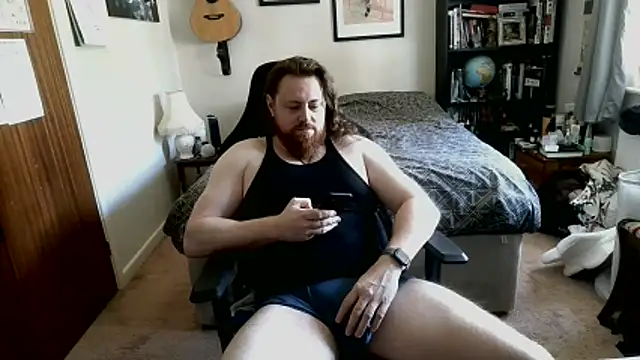 Snapshot of Hairy_Guy30 chatting on 06/30/26, 02:29 Hairy Guy30 online show from 06/30/26, 02:29