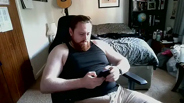 Snapshot of Hairy_Guy30 chatting on 07/11/26, 07:16 Hairy Guy30 online show from 07/11/26, 07:16