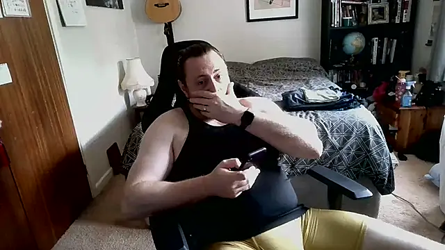 Snapshot of Hairy_Guy30 chatting on 07/23/26, 04:49 Hairy Guy30 online show from 07/23/26, 04:49