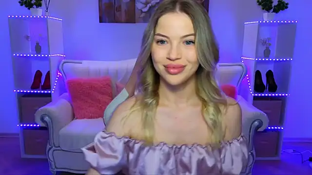 Snapshot of EmmyMills chatting on 01/09/26, 08:54 EmmyMills online show from 01/09/26, 08:54