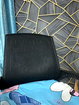 Snapshot of Cute-Russian chatting on 09/24/25, 04:27 Cute-Russian online show from 09/24/25, 04:27