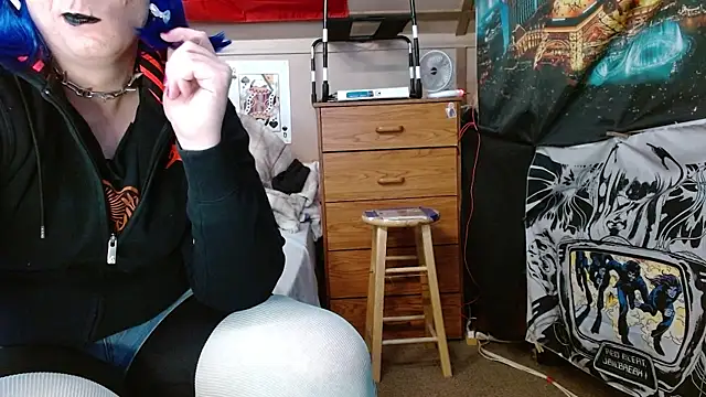 cosmicjones online show from 04/21/26, 11:05