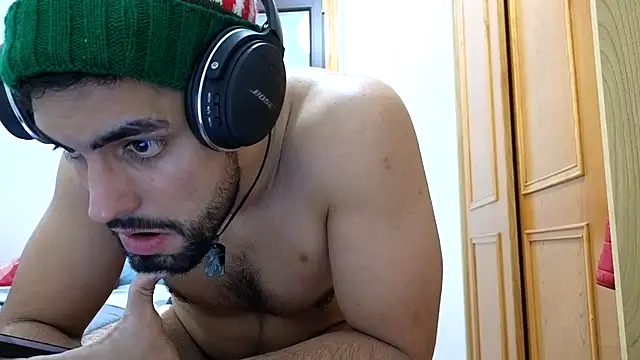 Snapshot of Jackyrose chatting on 12/08/24, 04:57 Jackyrose online show from 12/08/24, 04:57