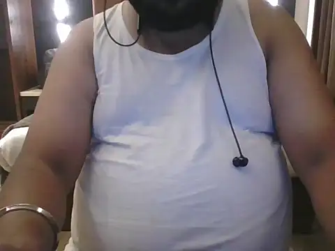 Snapshot of Hunk-Hand6 chatting on 10/12/25, 03:00 Hunk-Hand6 online show from 10/12/25, 03:00