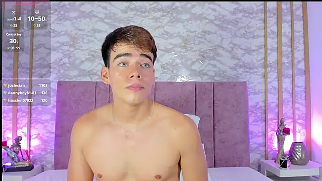 Snapshot of its_liam18 chatting on 12/02/24, 12:19 its liam18 online show from 12/02/24, 12:19