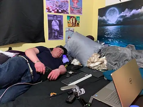 Mic Oxinner online show from 04/01/26, 07:20