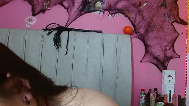 Snapshot of monickhot303av chatting on 10/20/25, 04:02 monickhot303av online show from 10/20/25, 04:02