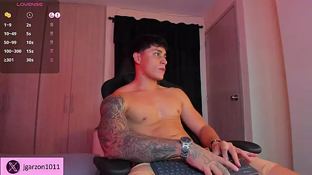 Snapshot of _joansoto chatting on 03/06/25, 07:54  joansoto online show from 03/06/25, 07:54