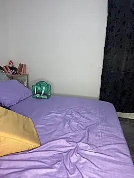 Snapshot of Abusive_cousin chatting on 03/22/25, 09:45 Abusive cousin online show from 03/22/25, 09:45