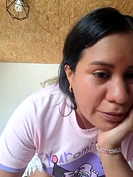 Snapshot of KasiaVenus_ chatting on 12/09/24, 04:26 KasiaVenus  online show from 12/09/24, 04:26