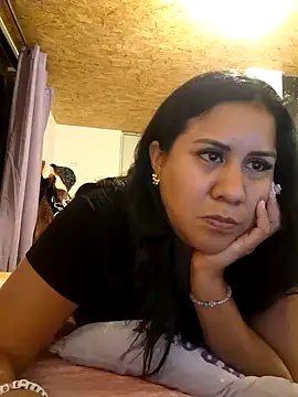 Snapshot of KasiaVenus_ chatting on 01/04/25, 12:37 KasiaVenus  online show from 01/04/25, 12:37